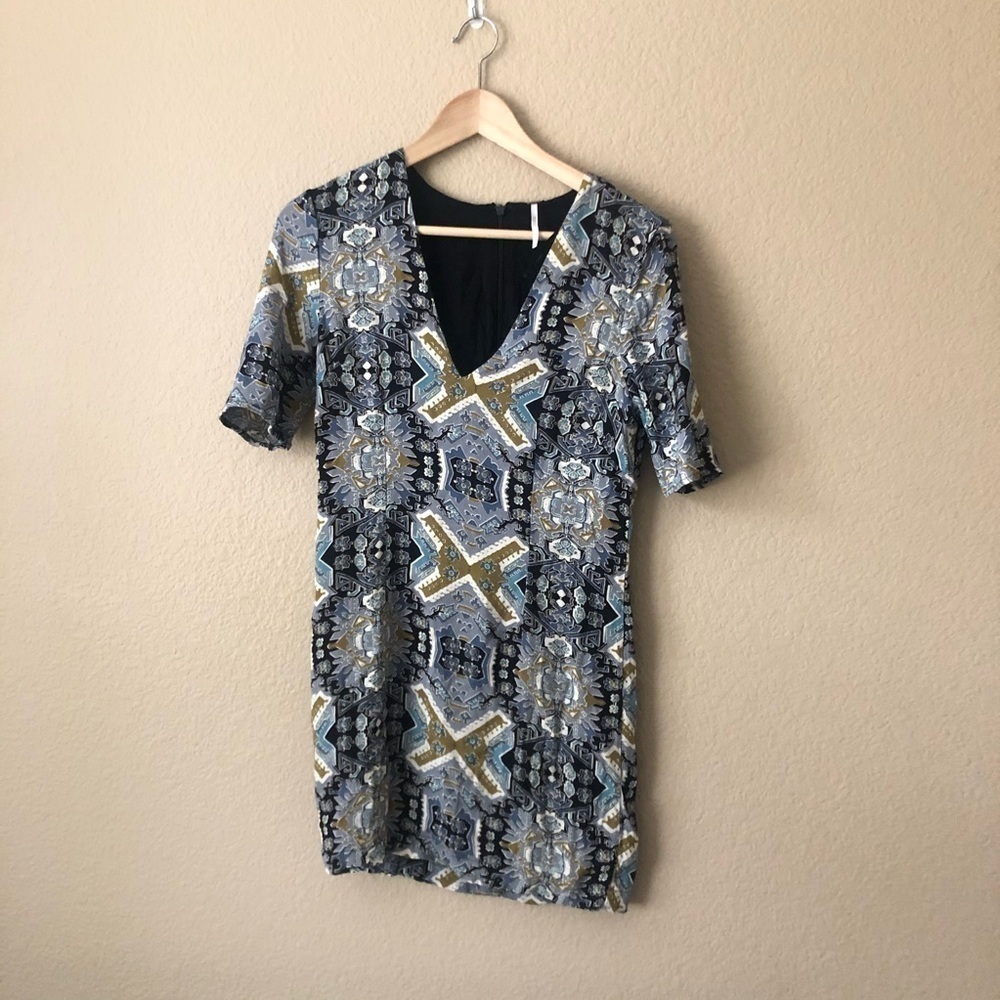 Free people v neck printed short sleeve dress